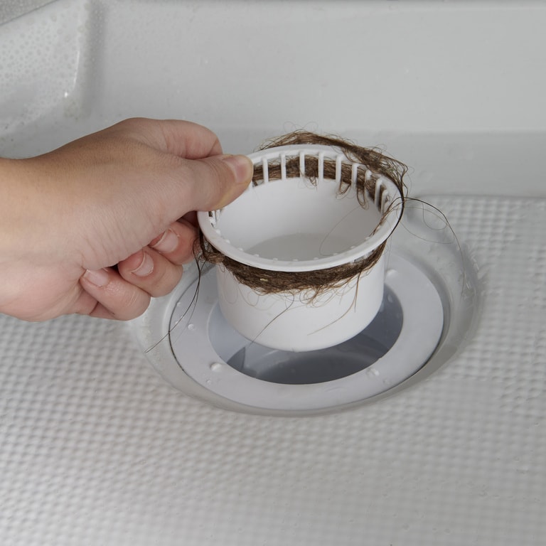 Cabina dus cu hidromasaj GoodHome Onega, semirotunda, 90 x 90 x 215 cm, sticla securizata 5mm, profil argintiu