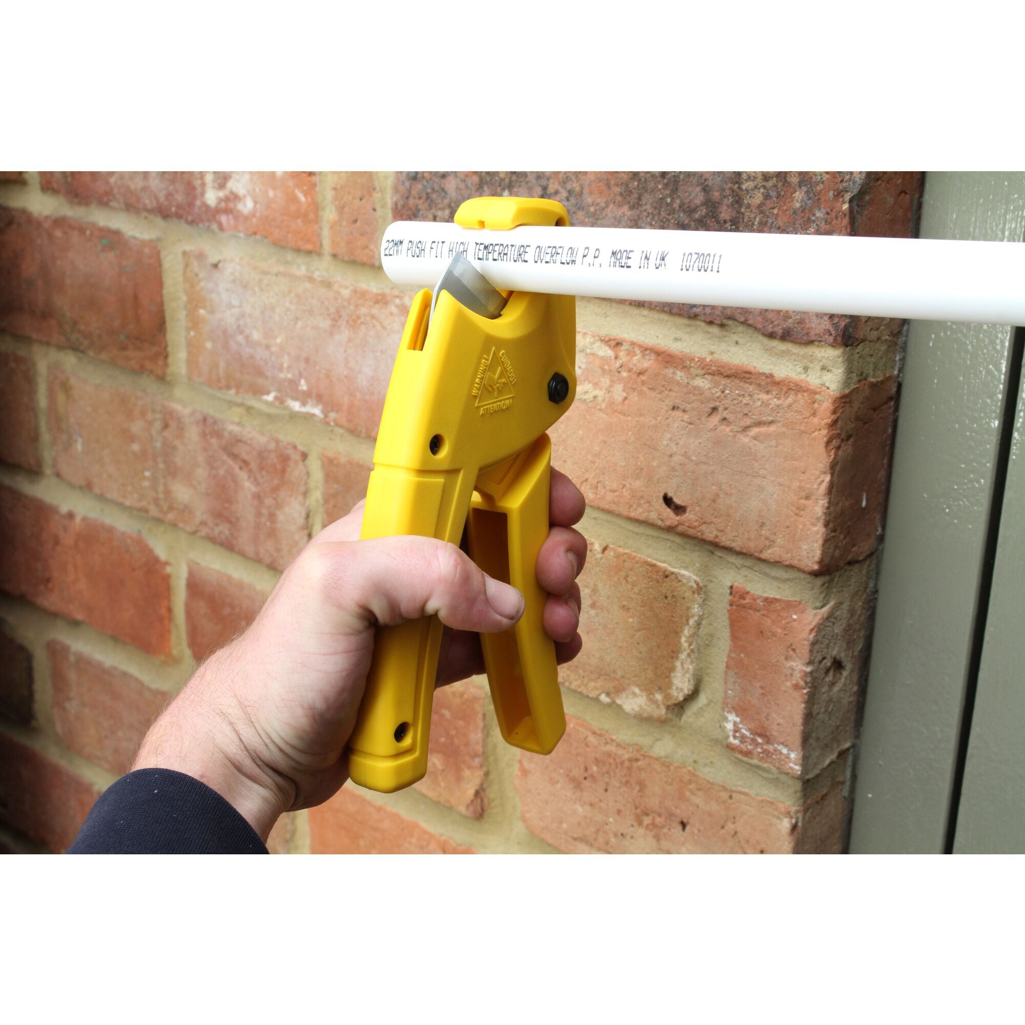 Dispozitiv pentru taiat tevi de PPR STANLEY 0-70-450, 28 mm, galben