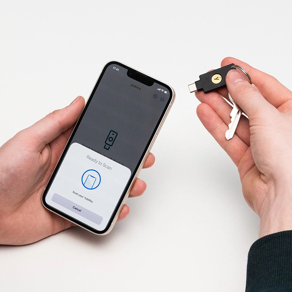 Cheie de securitate YUBICO YubiKey 5C NFC, USB-C, negru
