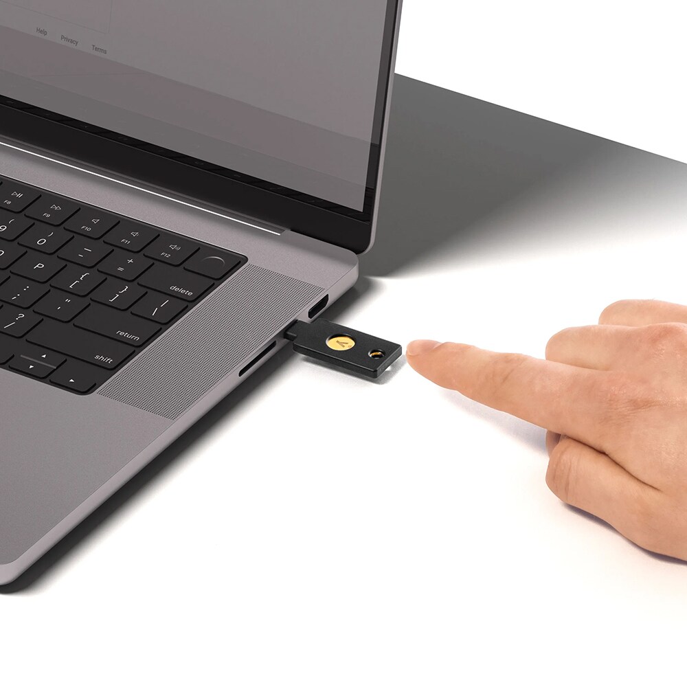 Cheie de securitate YUBICO YubiKey 5C NFC, USB-C, negru