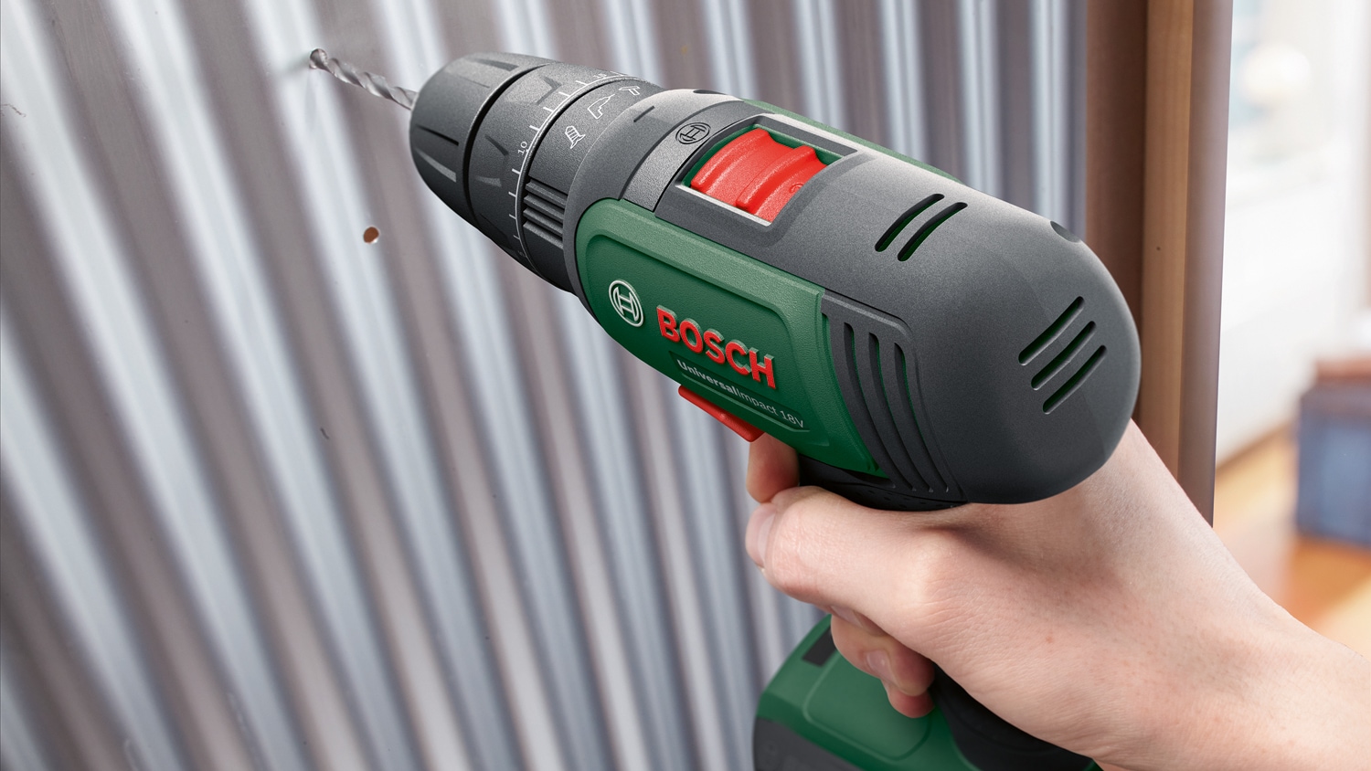 Masina de gaurit si insurubat cu percutie BOSCH Universalimpact, 18V, 2x1.5Ah, 34Nm