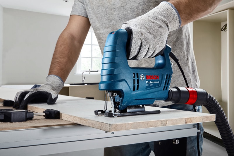 Fierastrau vertical Bosch Professional GST 680, 500W, 3100SPM, Lungime cursa 20 mm