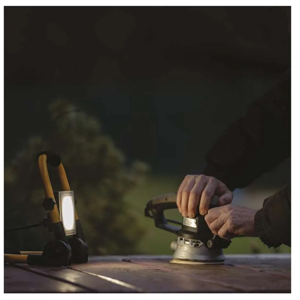 Proiector LED EMOS Ilio, 21W, 1900lm, portocaliu