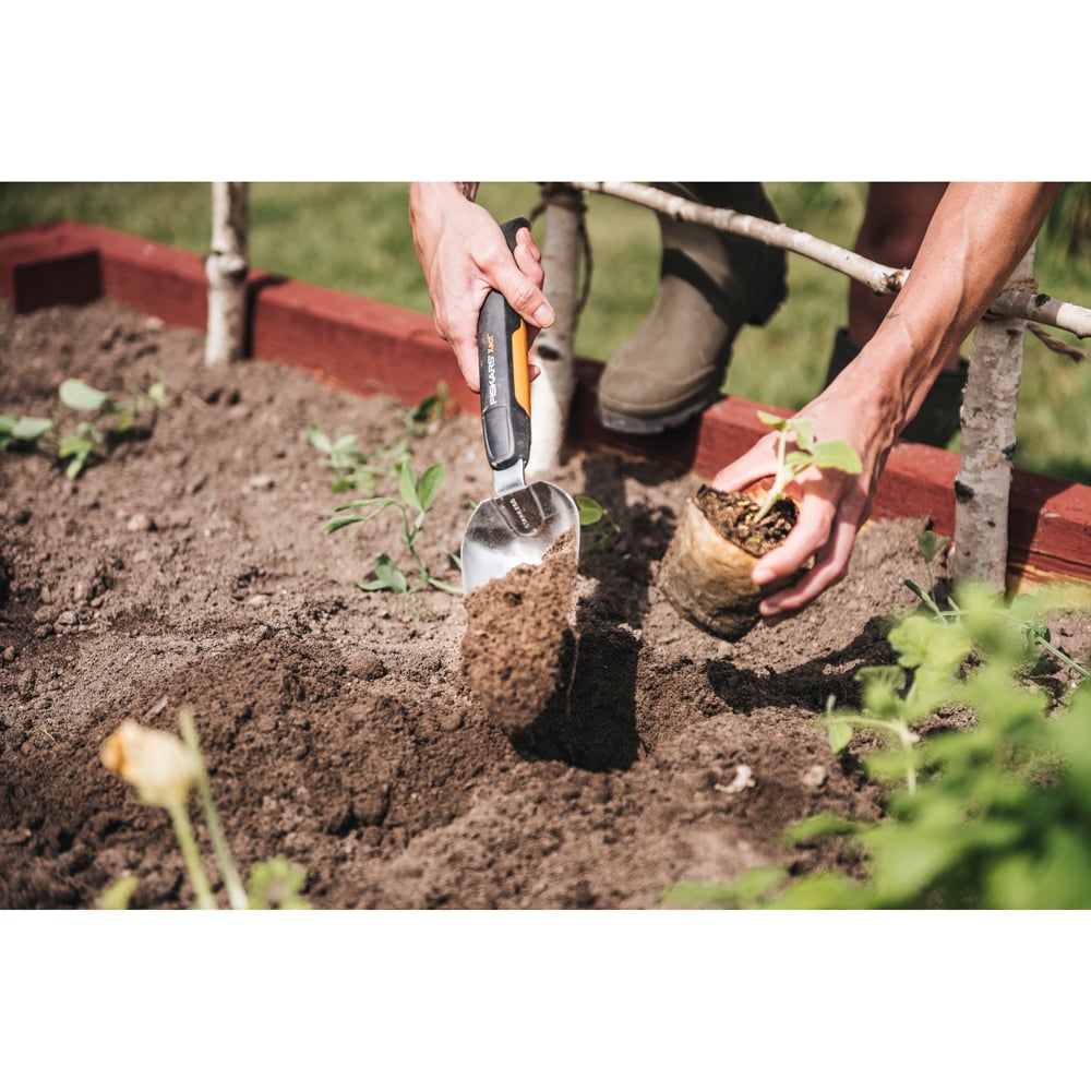 Plantator FISKARS Xact, otel inoxidabil, argintiu