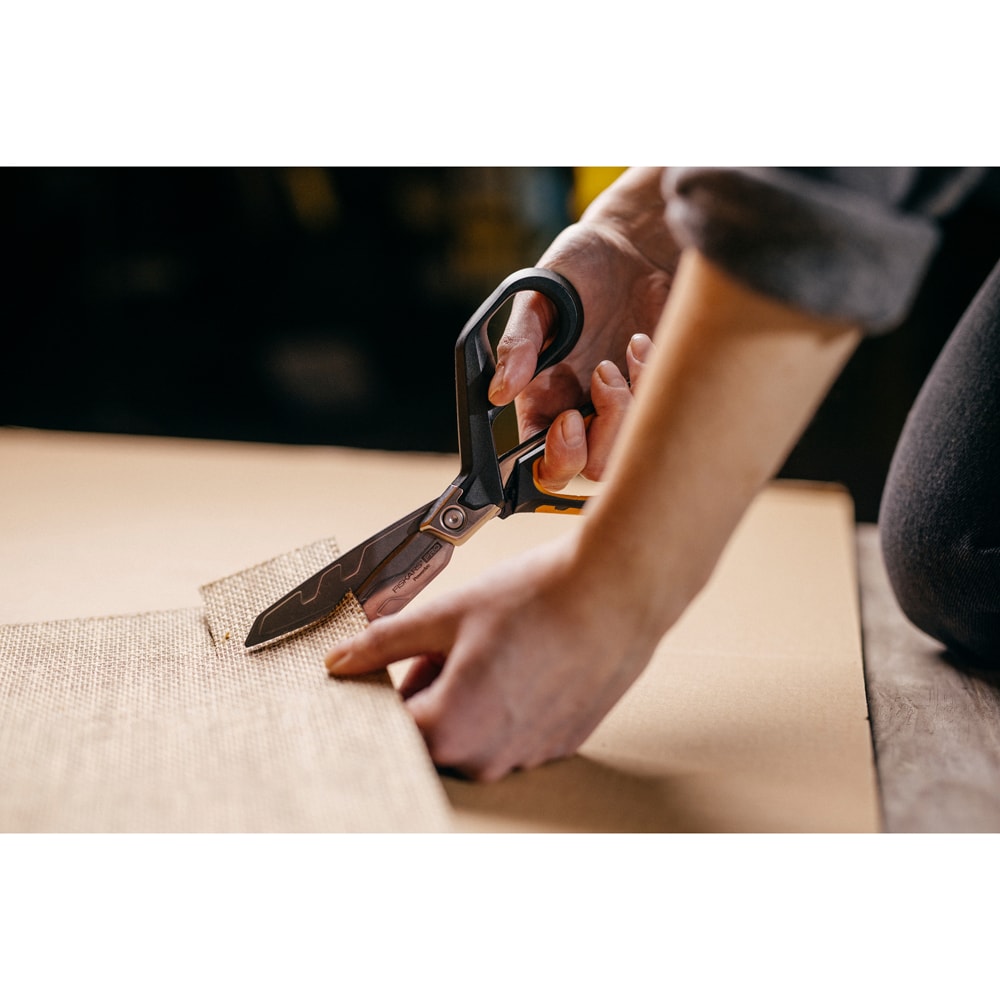 Foarfeca FISKARS PowerArc, 21cm, otel inoxidabil, negru