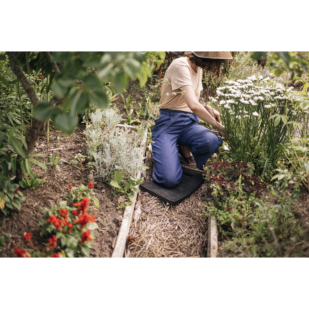 Protectie genunchi FISKARS Solid, plastic, negru