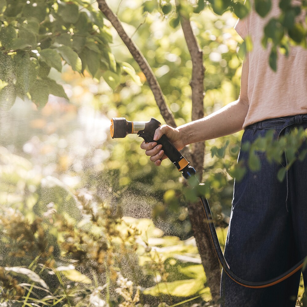 Pistol pentru stropit FISKARS 1067194, 3 jeturi, negru