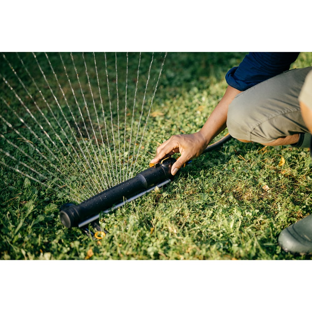 Aspersor oscilant FISKARS Comfort L, 325mp 