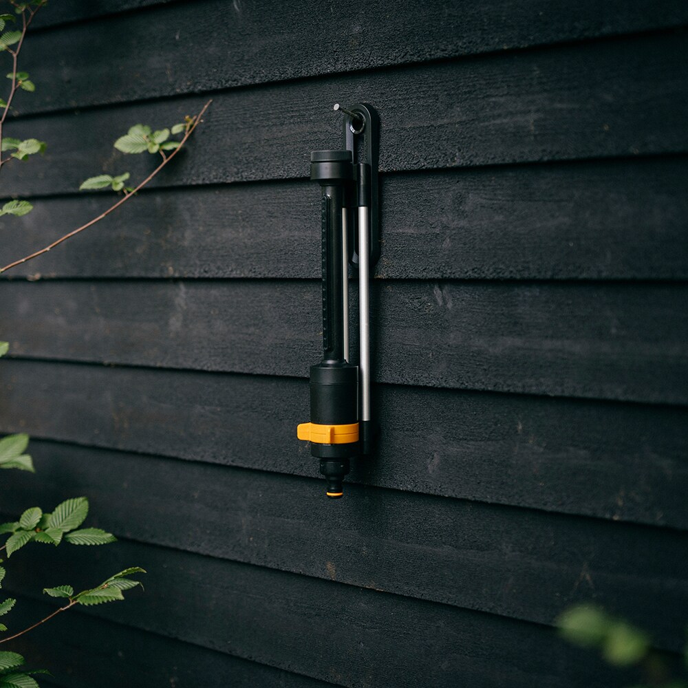 Aspersor oscilant FISKARS 1070835, 300 mp