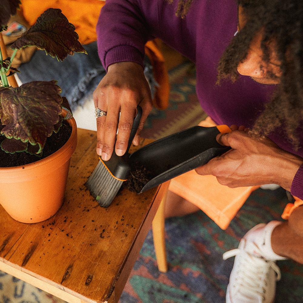 Scafa FISKARS, plastic, negru