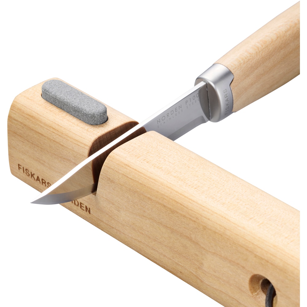 Dispozitiv pentru ascutit topoare si cutite FISKARS Norden, lemn, maro