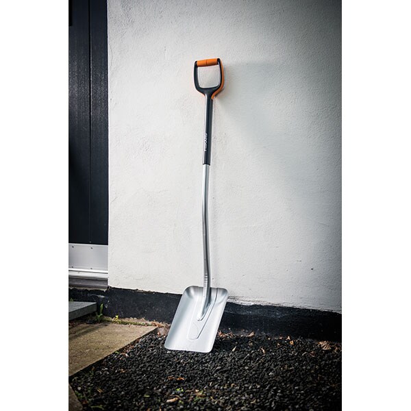 Lopata FISKARS Xact 132480, 130cm, otel