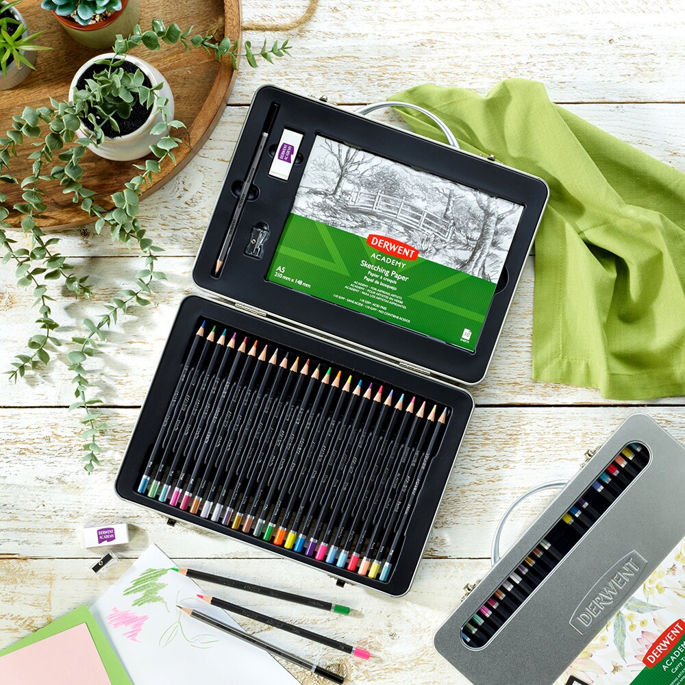 Set pentru desen DERWENT Academy, 28 piese