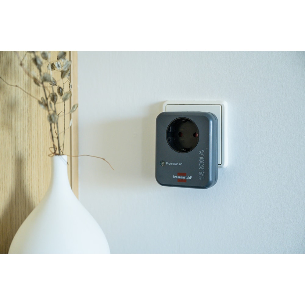 Adaptor cu protectie BRENNENSTUHL, antracit