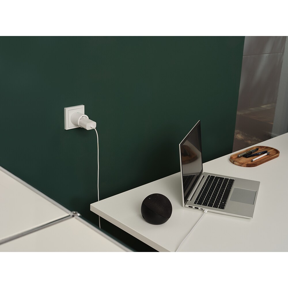 Priza smart OSRAM Smart Plus, 2300W, 16A, WiFi, alb