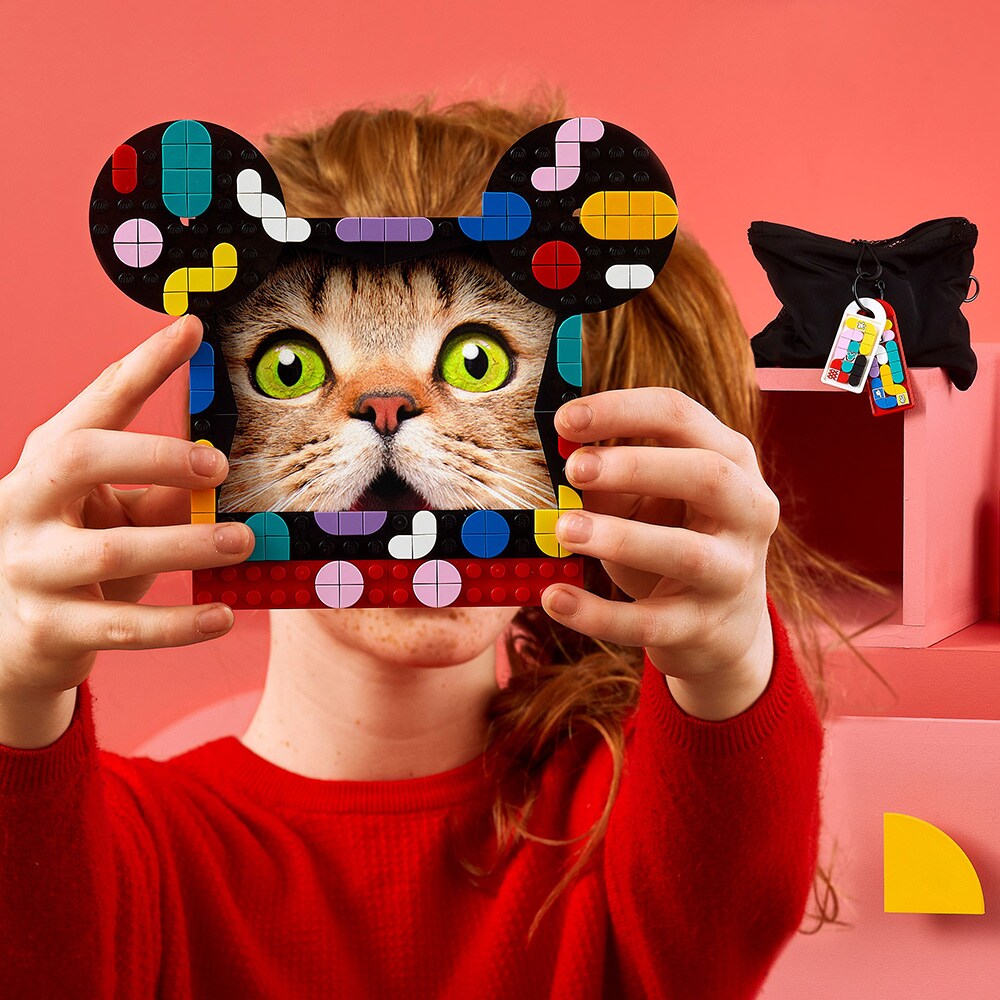 LEGO DOTS: Disney - Caseta Mickey Mouse si Minnie Mouse pentru proiecte scolare 41964, 6 ani+, 669 piese