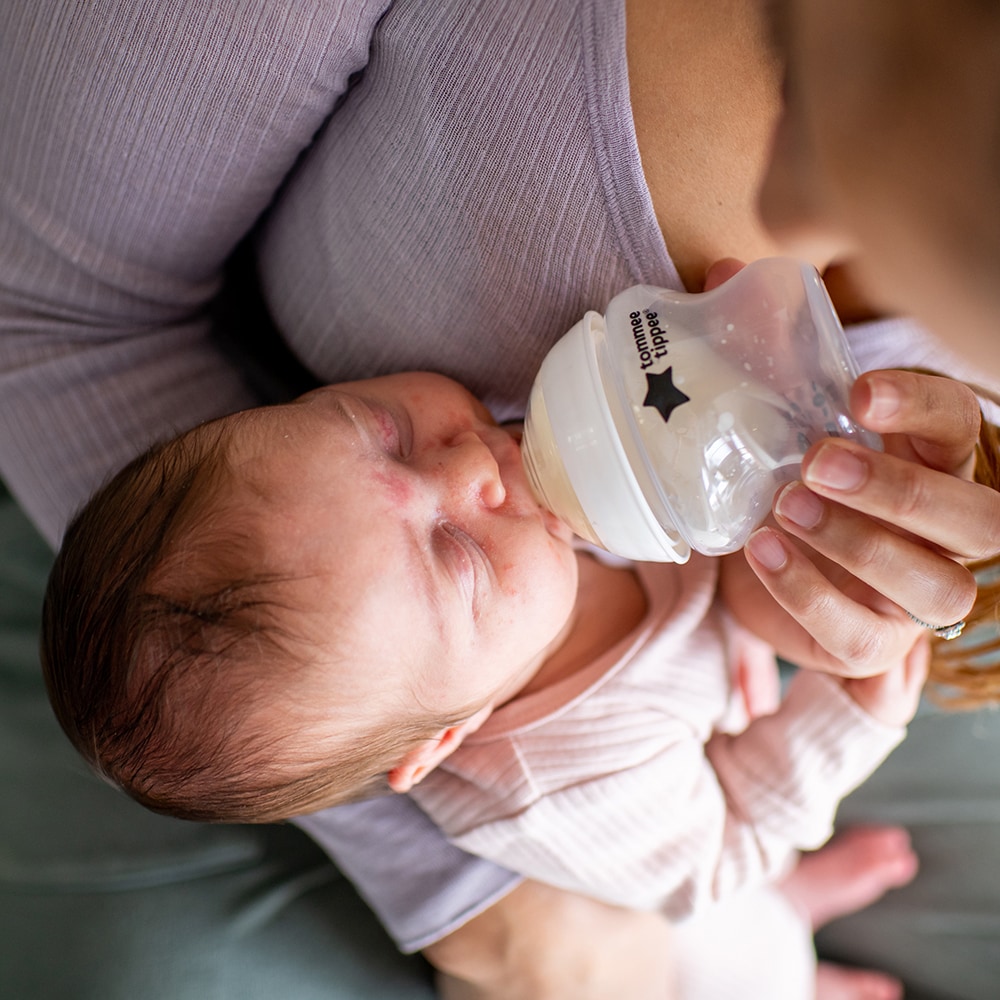 Biberon TOMMEE TIPPEE, flux lent, 0 luni +, 150ml, transparent
