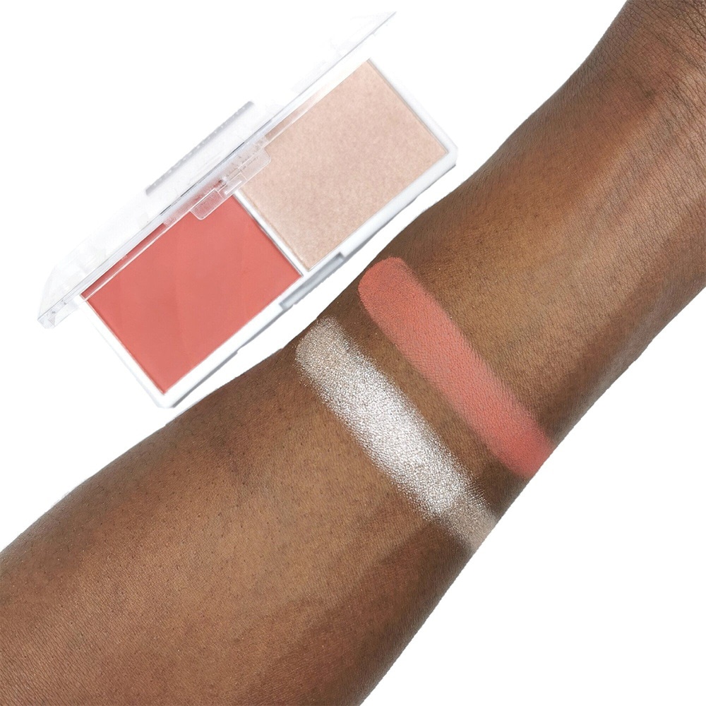 Fard de obraz MAKEUP REVOLUTION Relove Colour Play Blushed Duo Cute, 5.8g