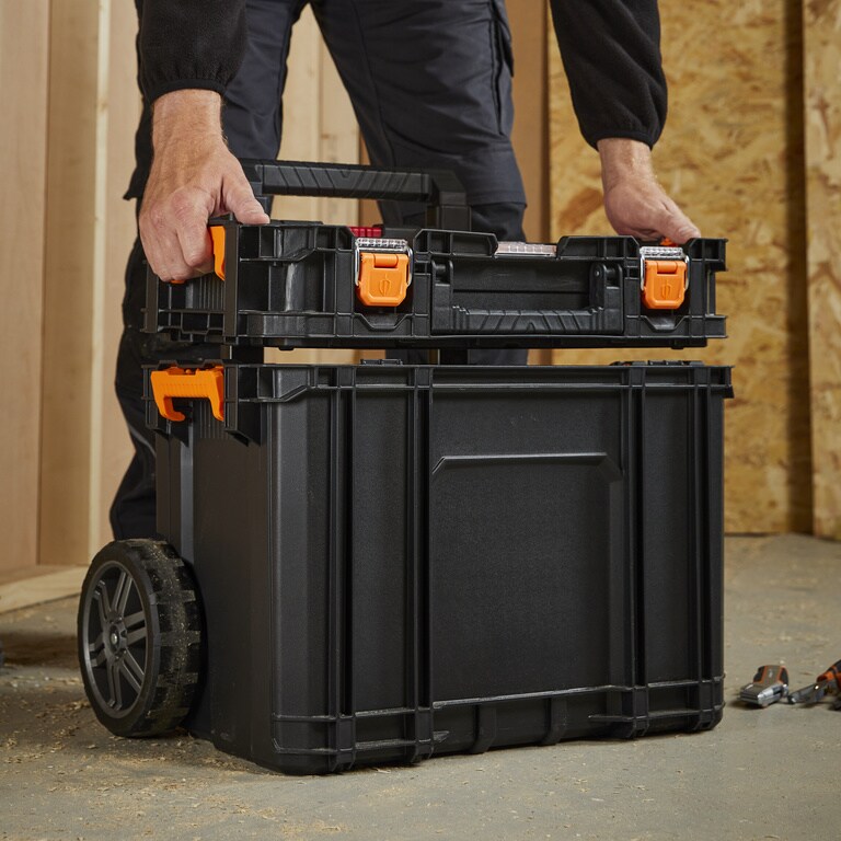 Carucior scule cu organizator Magnusson