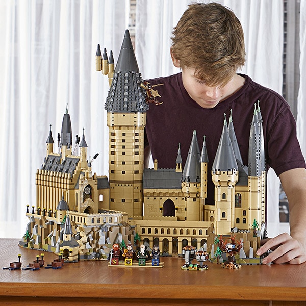 LEGO Harry Potter: Hogwarts Castle 71043, 16 ani+, 6020 piese