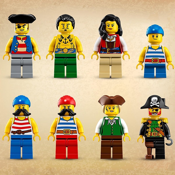 LEGO Ideas: Pirates of Barracuda Bay 21322, 16 ani+, 2545 piese
