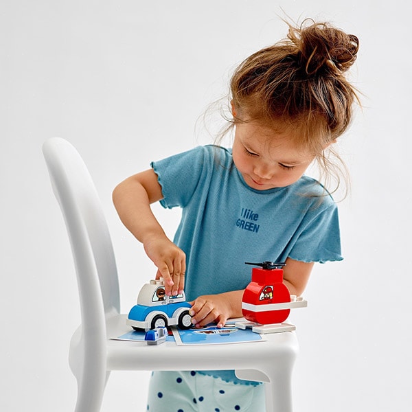 LEGO DUPLO: Elicopter de pompieri si masina de politie 10957, 18 luni+, 14 piese