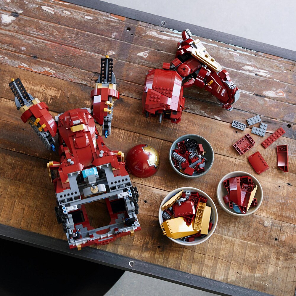 LEGO Super Heroes: Hulkbuster 76210, 18 ani+, 4049 piese