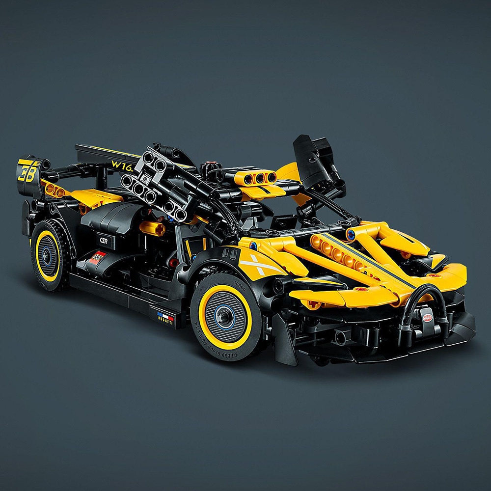 LEGO Technic: Bolid Bugatti 42151, 7 ani+, 905 piese