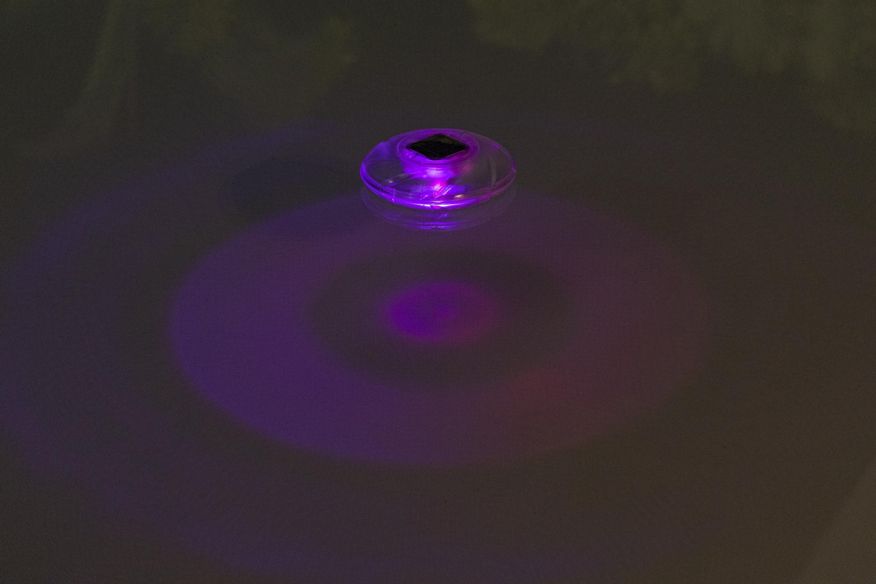Lampa solara LED BESTWAY, pentru piscina, 7 culori, plutitoare, diametru 18 cm