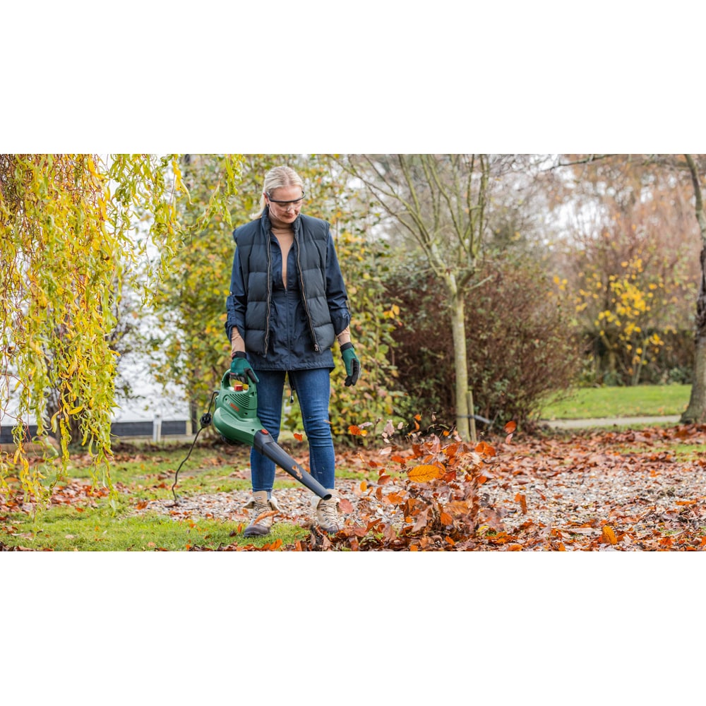 Suflanta BOSCH Universal Garden Tidy 2300, 576 m/h, 2300W, sac 45l, verde