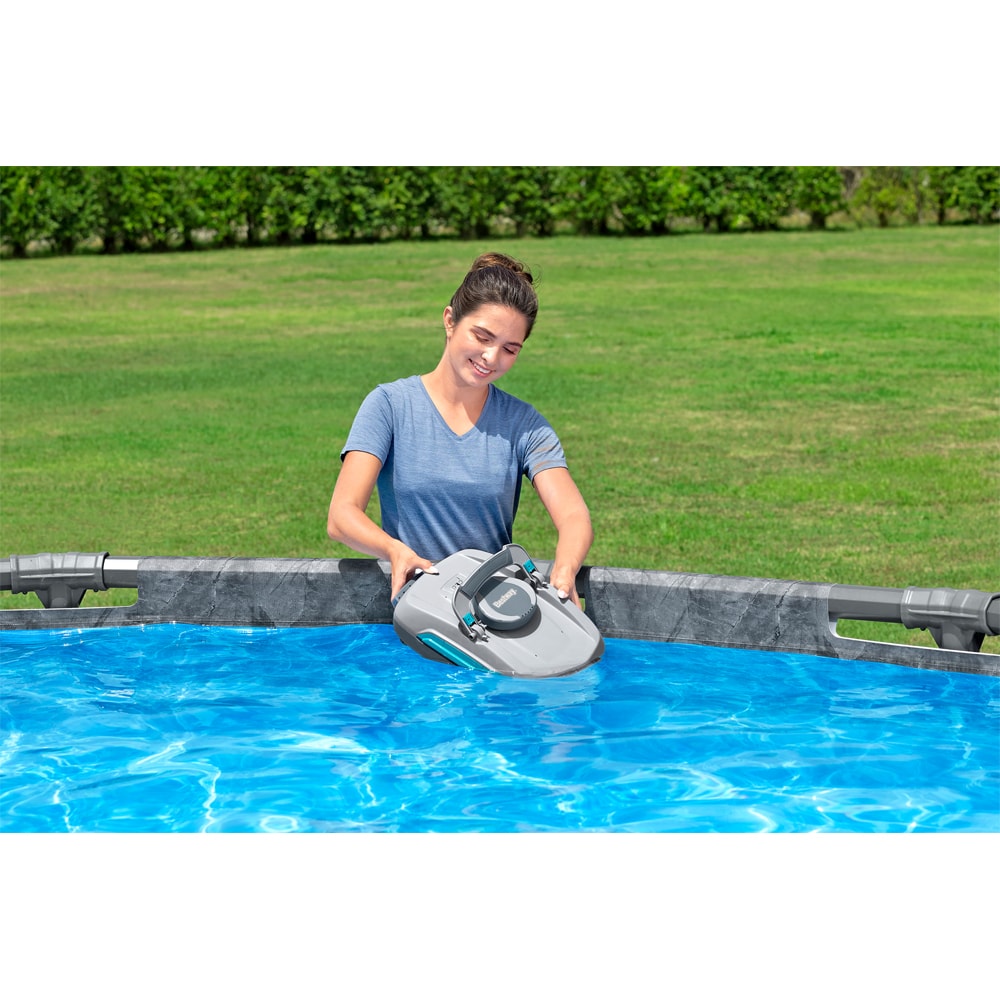 Robot curatare piscina 2 in 1 BESTWAY Aquatronix G300 cu skimmer de suprafata, autonomie 120 de minute, curatare pana la 50 mp, gri