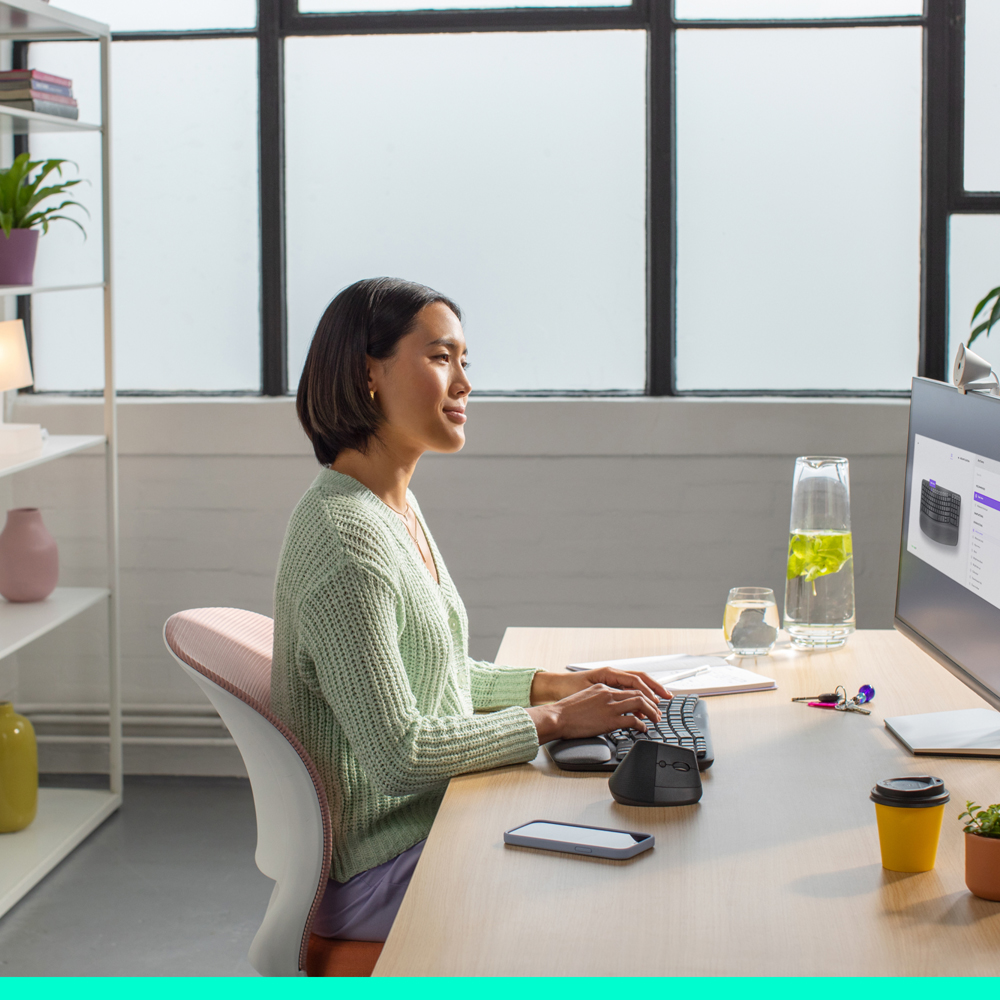 Kit tastatura si mouse Wireless LOGITECH Wave Keys and Lift Combo, USB, Layout US, negru