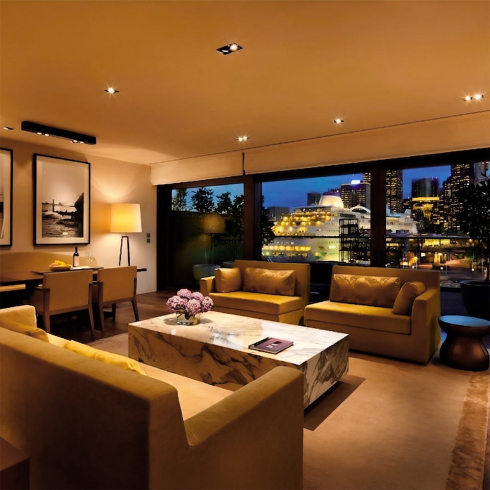 Spot LED PHILIPS, 2.1W, 375lm, IP20, lumina calda, transparent