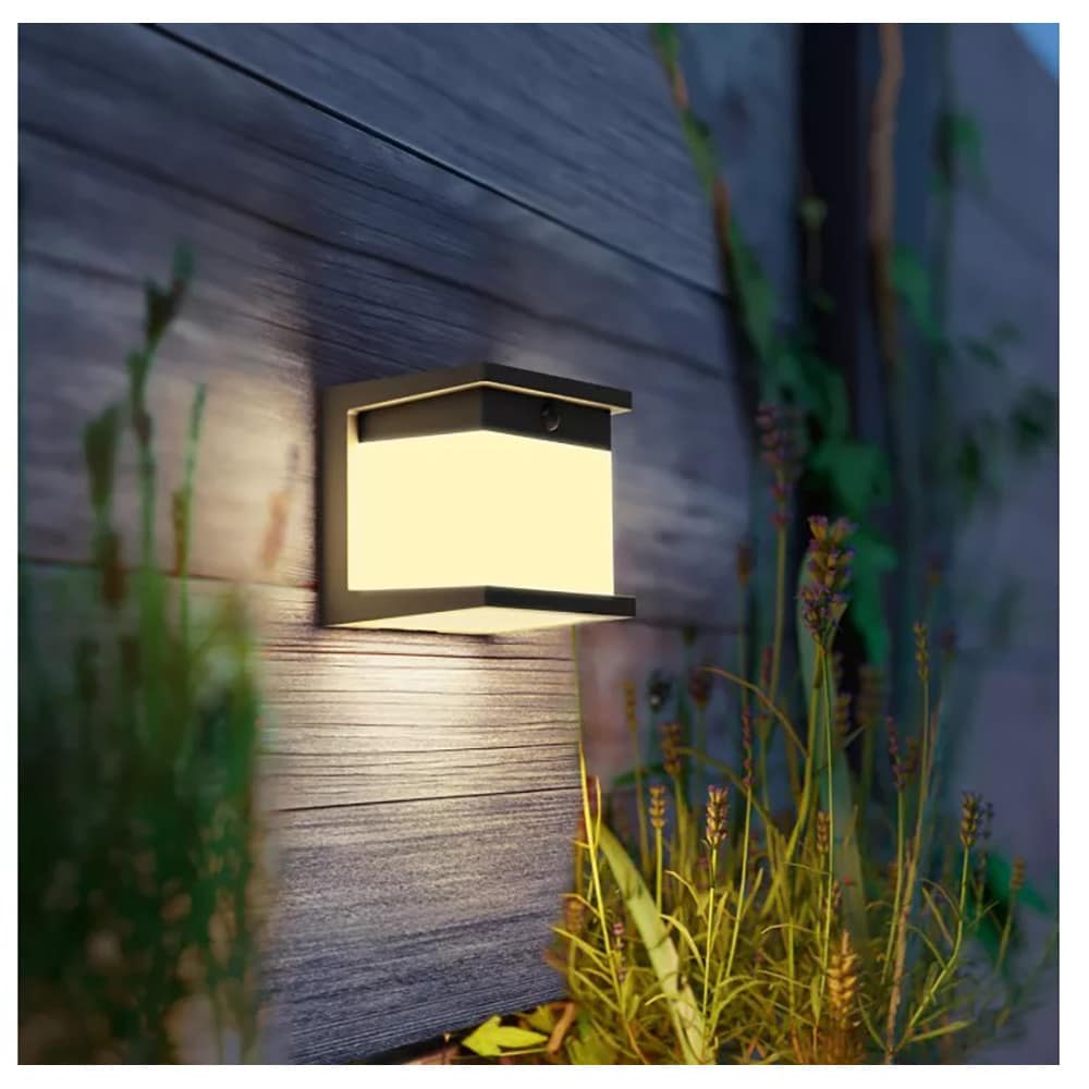 Lampa solara Philips Diara, 3.8W, 400lm, IP44, plastic, negru