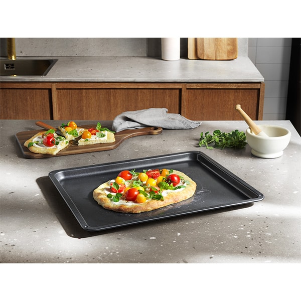 Tava de gatit Electrolux E9OOAF11, 38.5x46.5cm, invelis ceramic, negru
