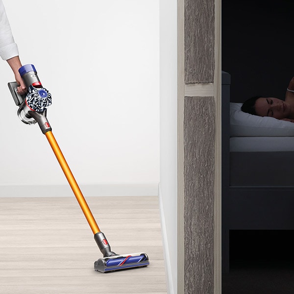 Aspirator vertical DYSON V8 Absolute+, 0.54l, 21.6V, autonomie max 40 min, Sistem Point&Shoot, auriu-mov