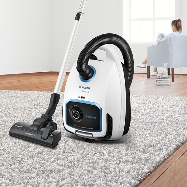 Aspirator cu sac BOSCH ProSilence BGB6SIL1, 4l, 700W, 66dB, alb-negru