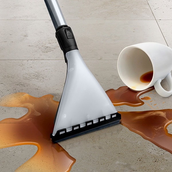 Aspirator cu spalare BOSCH AquaWash&Clean BWD41720, 5l, 1700W, alb-turcoaz