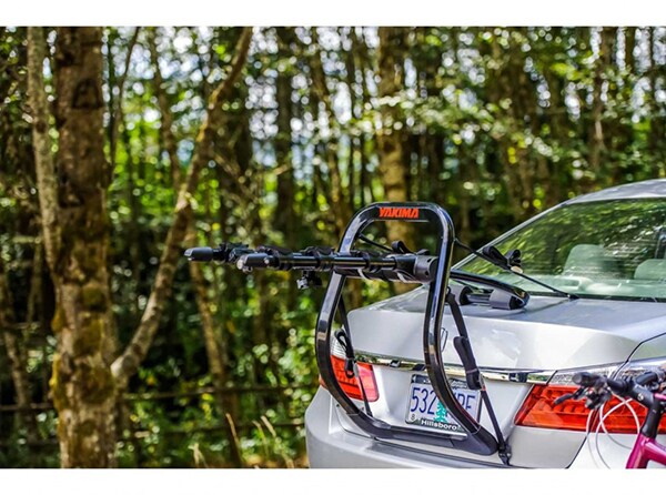 Suport bicicleta YAKIMA FullBack 3, Prindere pe carlig de remorcare, 3 biciclete