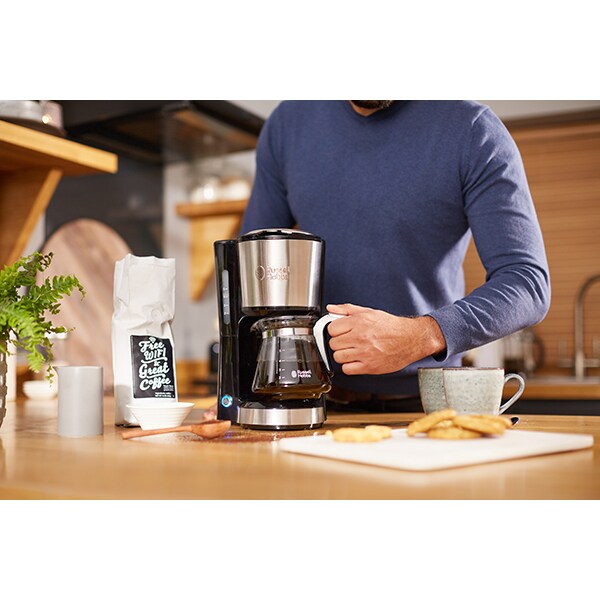 Cafetiera RUSSELL HOBBS Compact Home 24210-56, 0.7l, 650W, 5 cesti, argintiu-negru