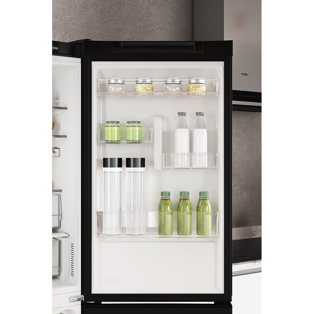 Combina frigorifica WHIRLPOOL W7X 82O K, Total No Frost, 335 l, H 191 cm, Clasa E, negru