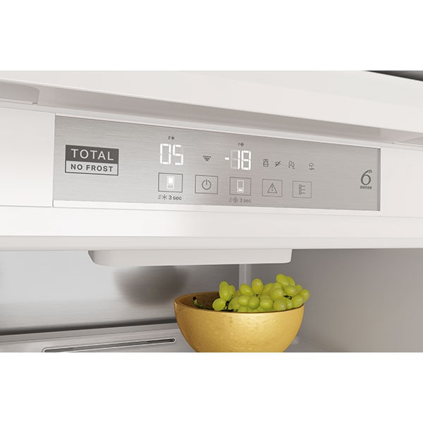 Combina frigorifica incorporabila WHIRLPOOL WHC18 T573, Total No Frost, 250 l, H 177 cm, Clasa D