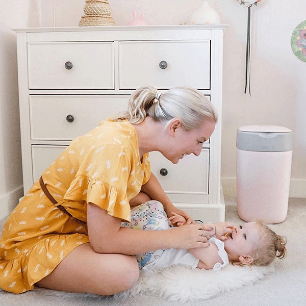 Cos scutece TOMMEE TIPPEE Sangenic Twist&Click Reciclabil, 28 scutece, roz-gri