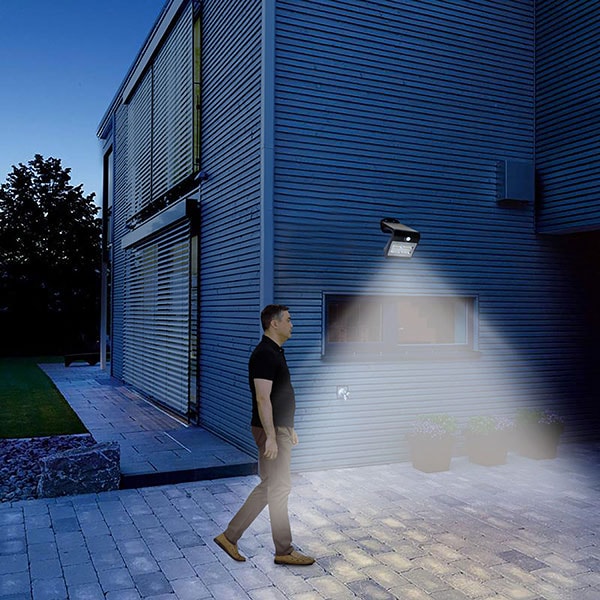 Lampa solara cu senzor de miscare PROMATE SolarTrail-2, 3.2W, 400 lumeni, IP54, negru