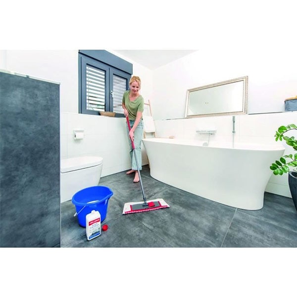 Solutie de curatare dezinfectanta MELLERUD, 5l