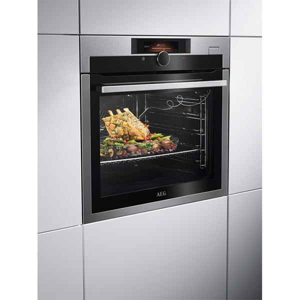 Cuptor incorporabil AEG BSE882320M, Electric, Autocuratare Abur, 70 l, Clasa A+, FullSteam, inox