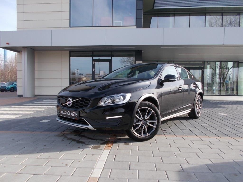 Volvo S60 Cross Country, 2.0 diesel, 150 cp