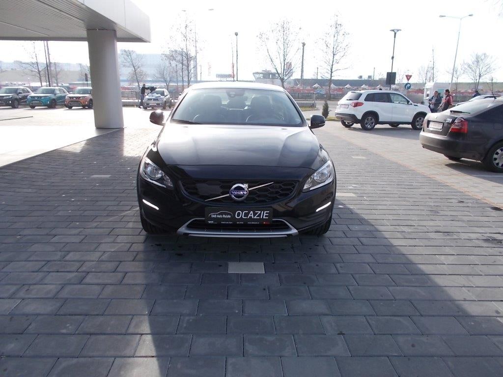 Volvo S60 Cross Country, 2.0 diesel, 150 cp