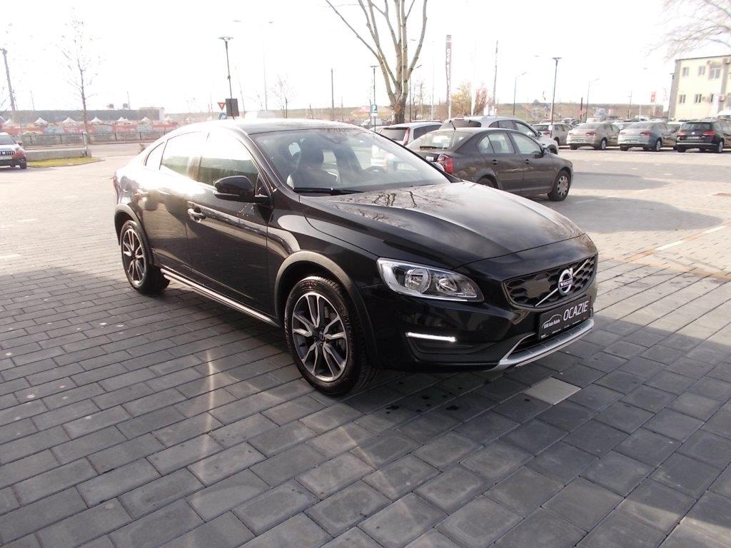Volvo S60 Cross Country, 2.0 diesel, 150 cp