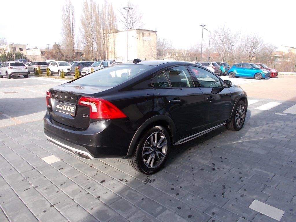 Volvo S60 Cross Country, 2.0 diesel, 150 cp